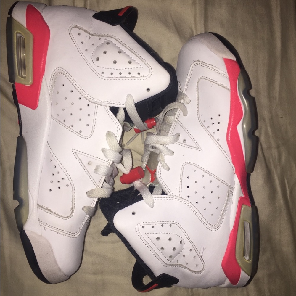Infrared 6s size 6.5